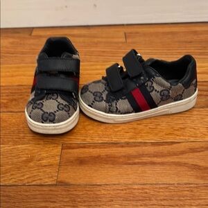 Gucci Kids' Navy and Red Sneakers Size 5